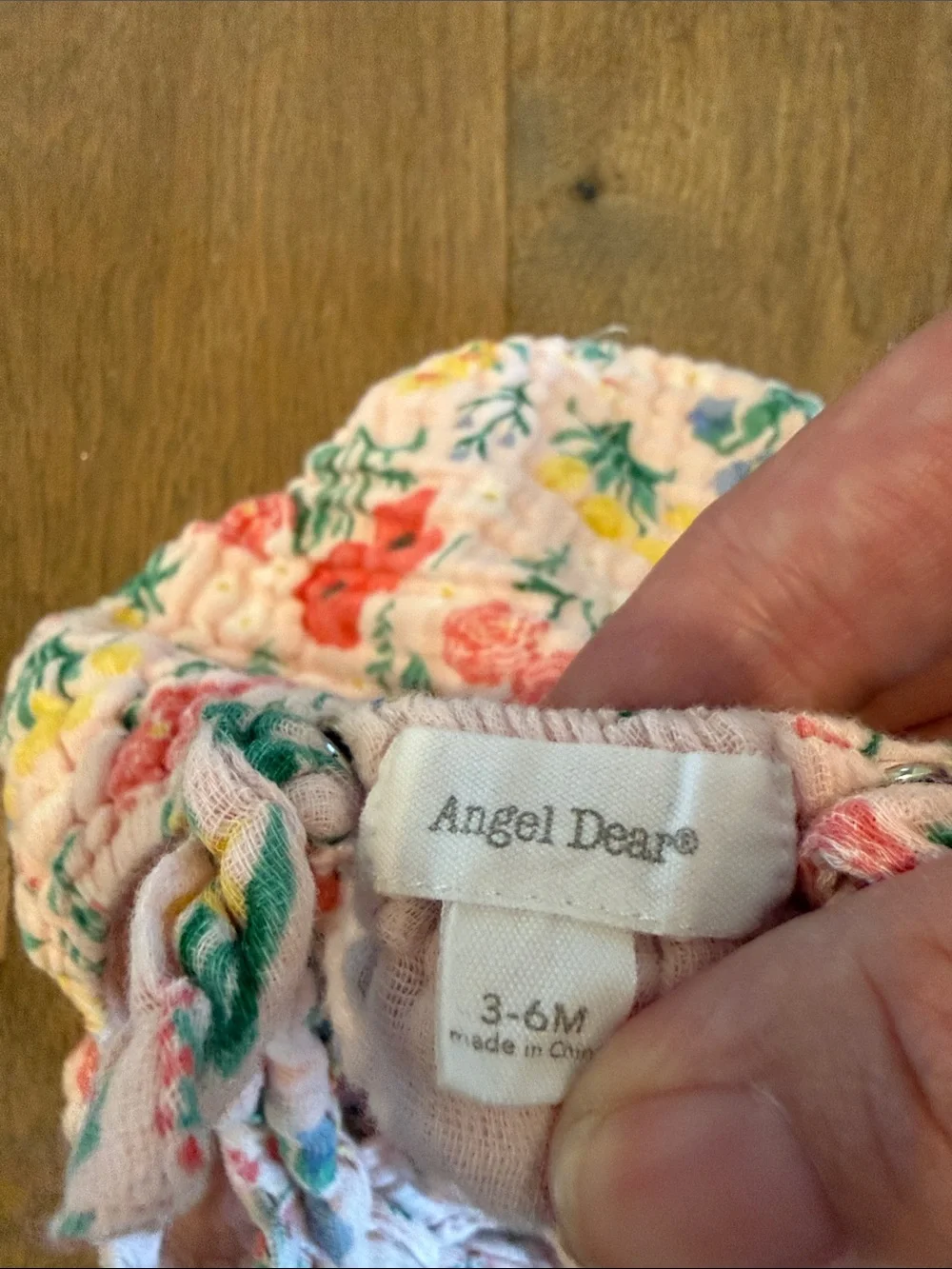 Angel Dear 100% Cotton Muslin Floral Bubble 3-6 months